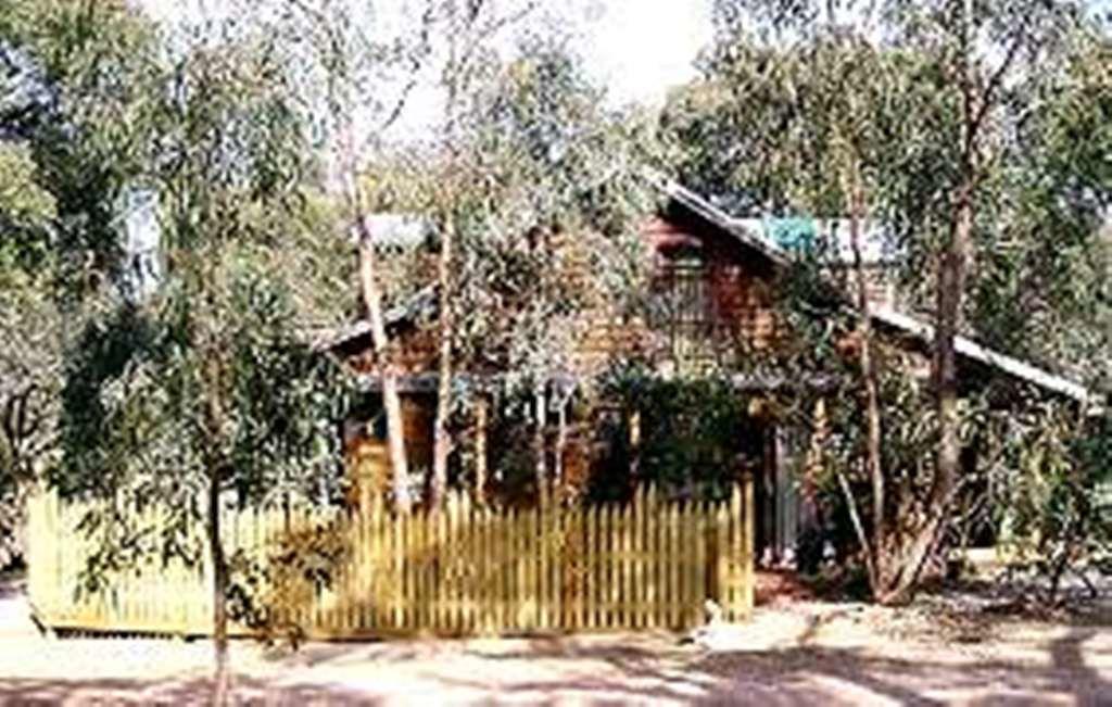 Moonbeam Cottages & Rainbow Cafe Moonambel Bagian luar foto